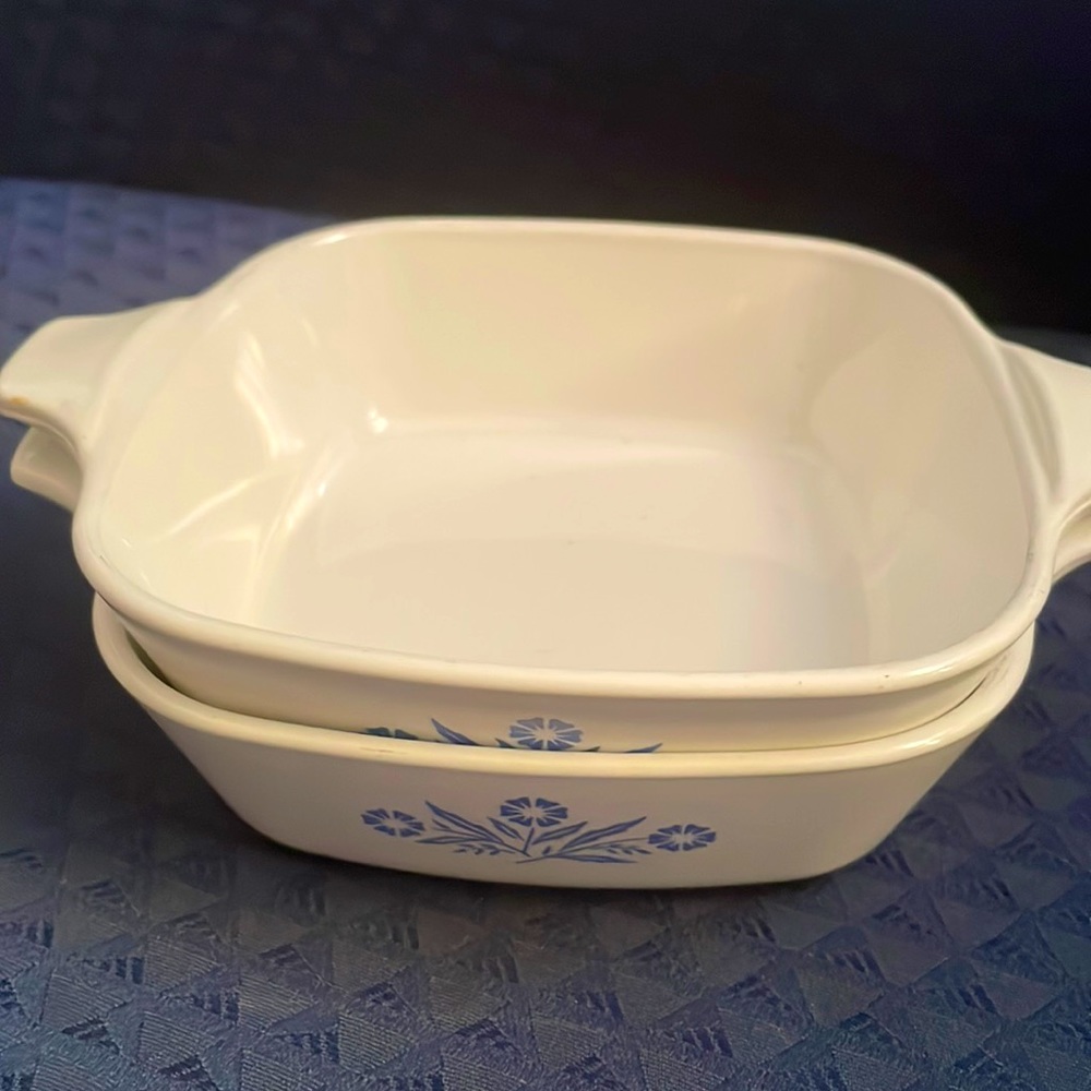 Corning Ware petite pans. P-41 12 OZ